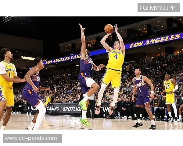 克莱本赛季三分球表现低迷命中率仅为259创下新低