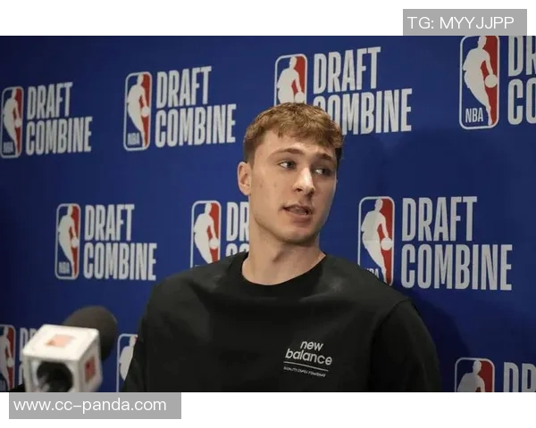 独行侠将继续考虑交易浓眉的可能性弗拉格成为球队长期标志性人物