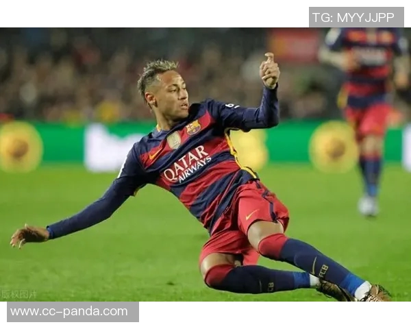 内马尔拼尽全力助桑托斯保级展现不屈斗志与团队精神