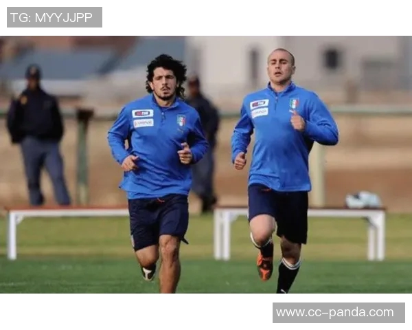 加图索谈国家队训练坚持精神称拄拐也要为国出战